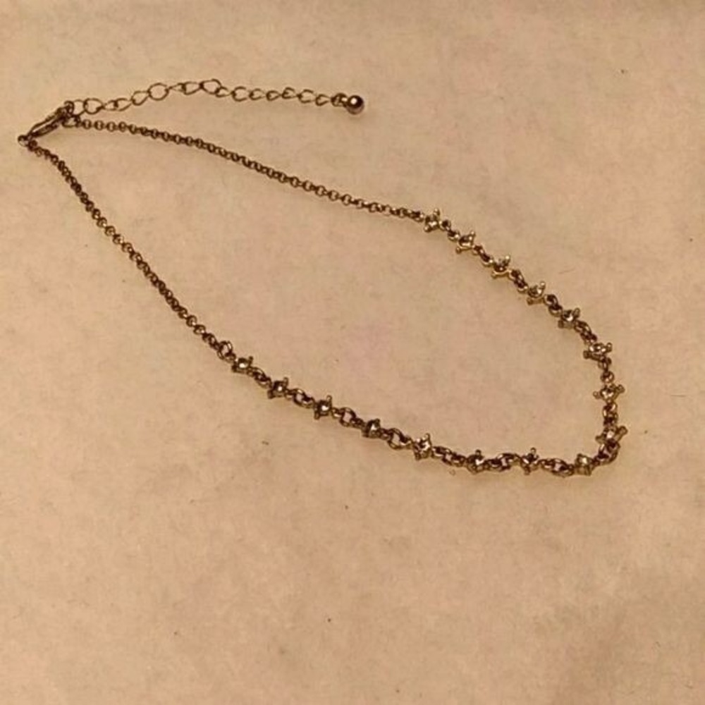 Delicate goldtone choker‎ necklace with clear rhinestones